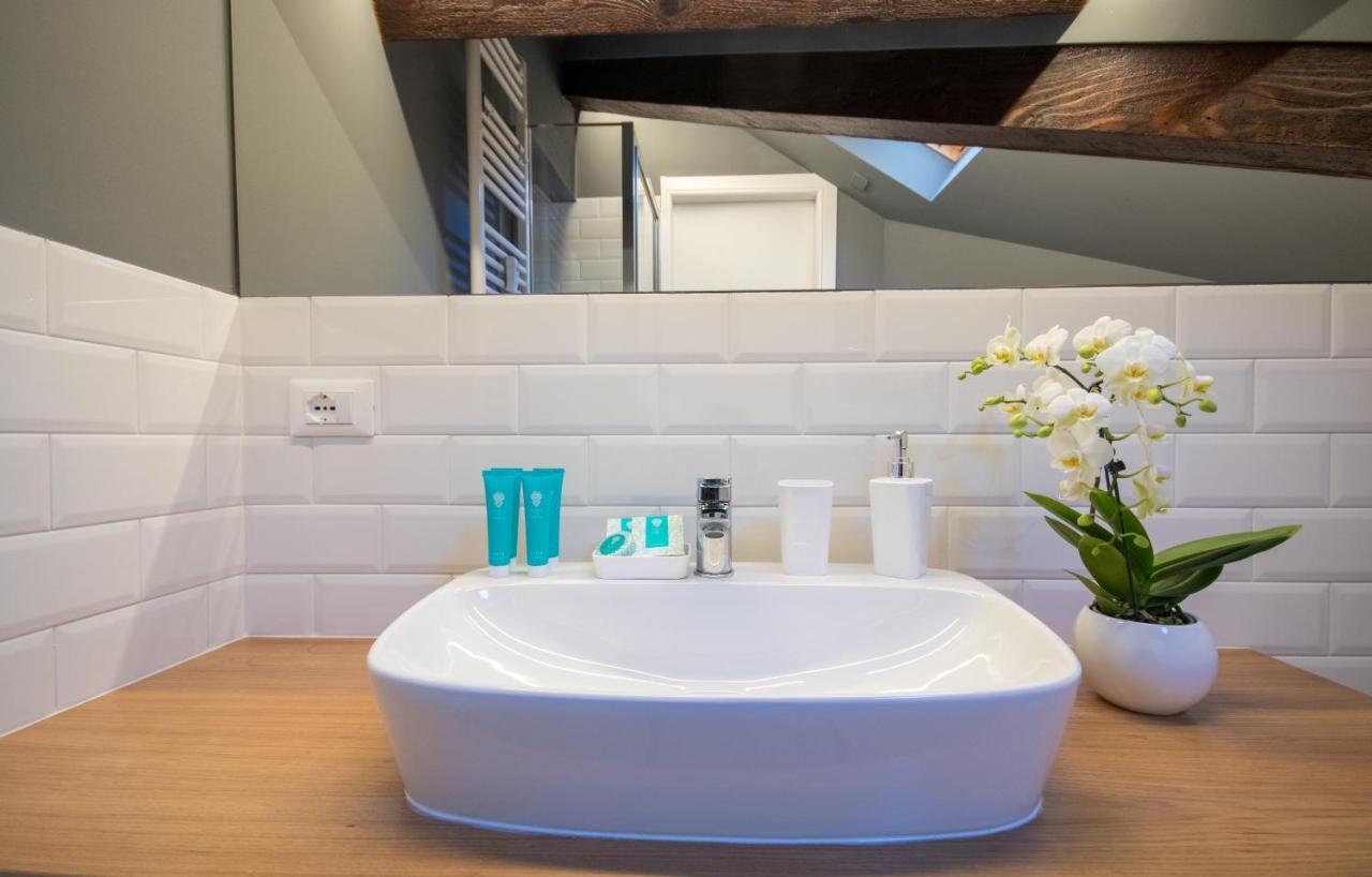 Aqualago Casa Vacanze Suite Verbania Zewnętrze zdjęcie